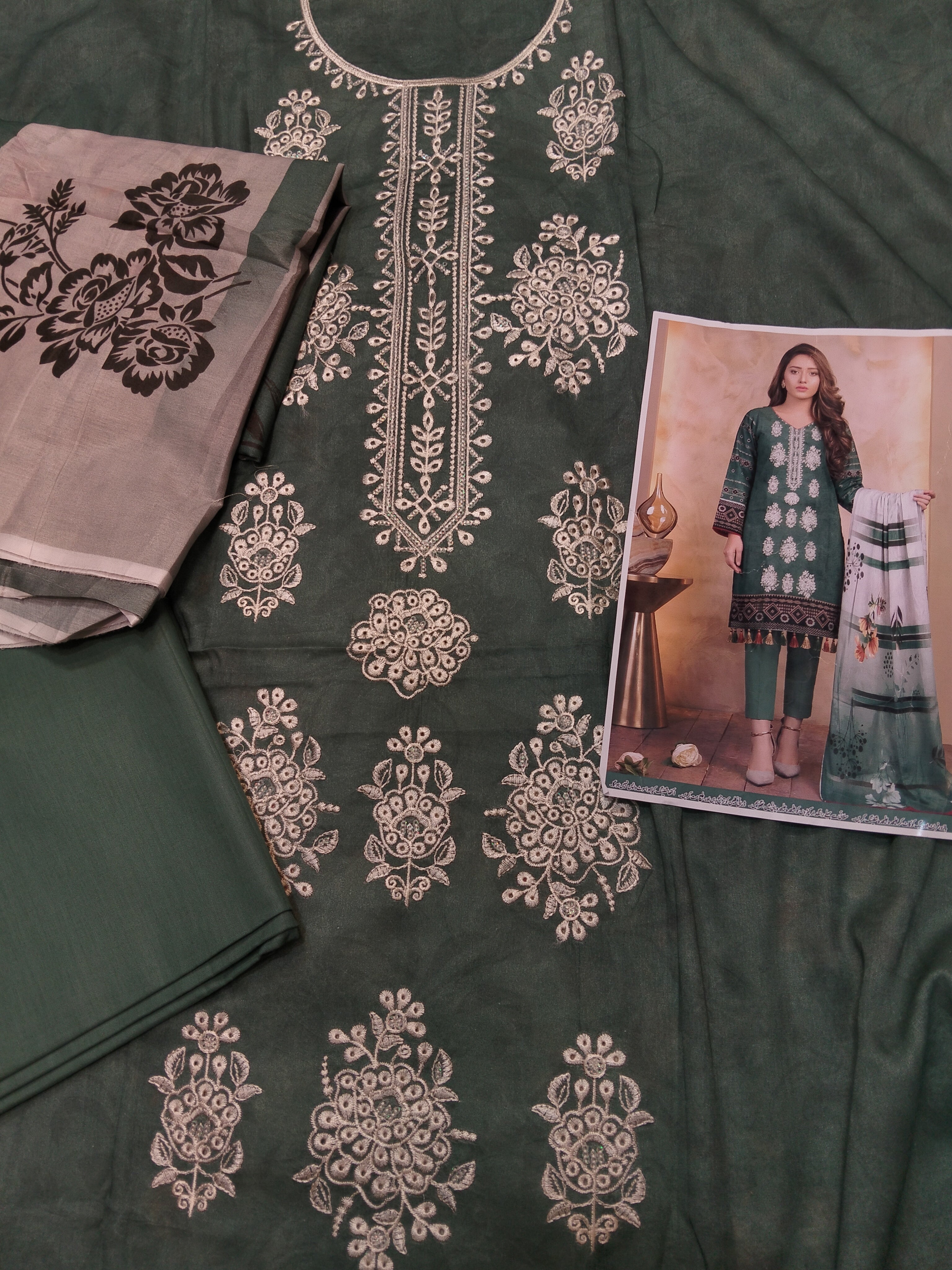 3PC BIN SAEED LAWN NECK EMBROIDERY